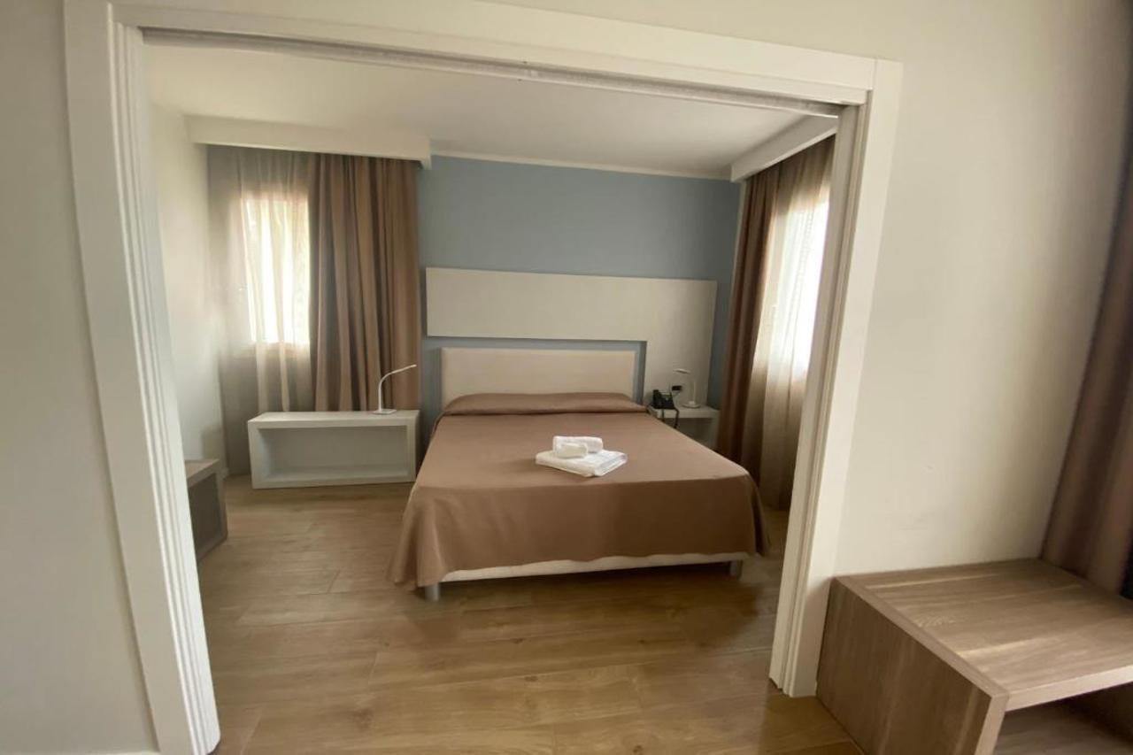 La Porta Del Sole Hotel & Village San Ferdinando Extérieur photo